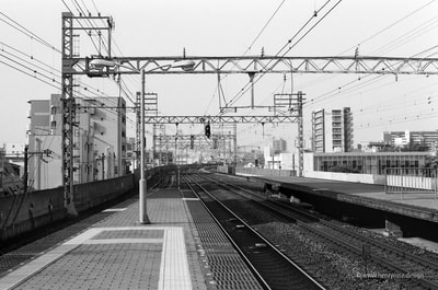 大阪　Sumiyoshi-Taisha Eki Train Station Osaka Railway line A. Henry Rose UTSOA University of Texas Austin School of Architecture Japan Japanese 35mm Film Photography 日本